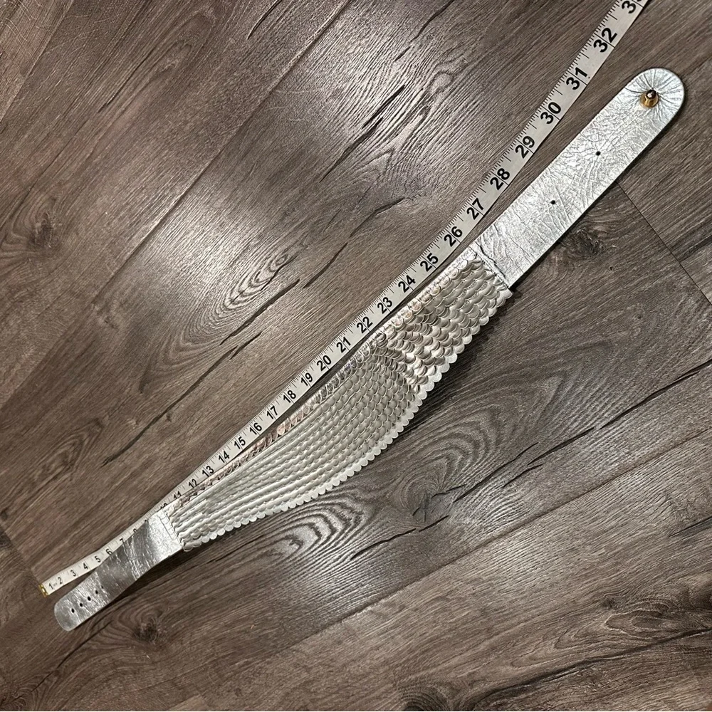 Vintage Charles Jourdan Belt Women's Silver Tone Metallic Leather Made France M